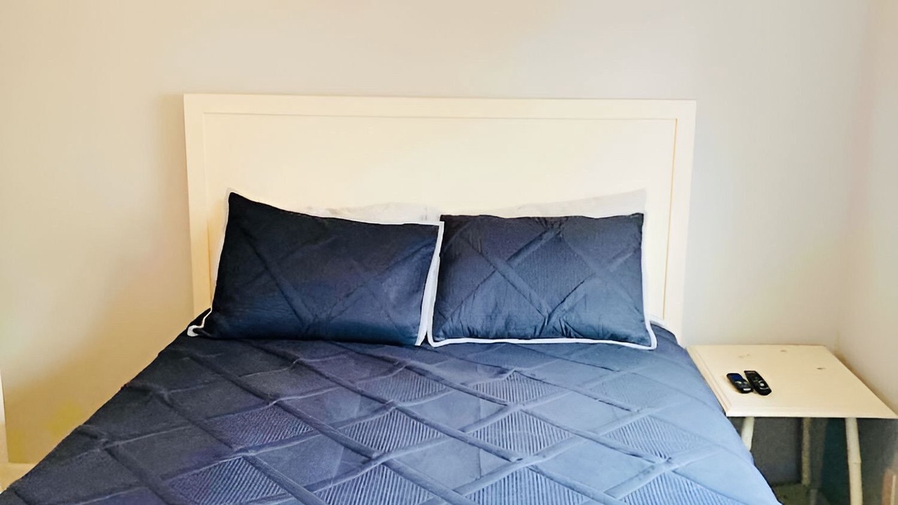 Photo of Bedroom in Long Beach
