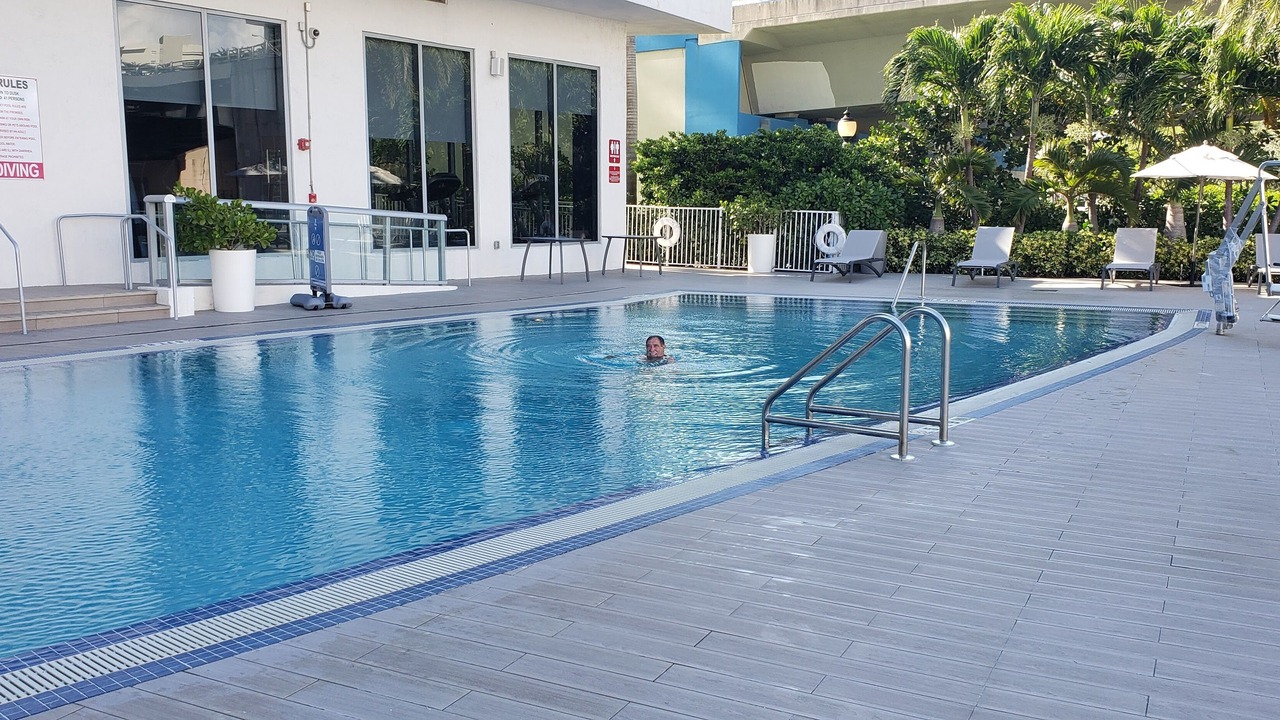 Photo of Outdoor in Hallandale Beach