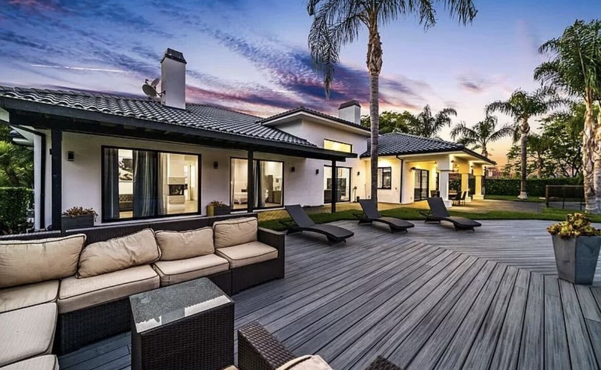 Photo of Patio Balcony in Los Angeles