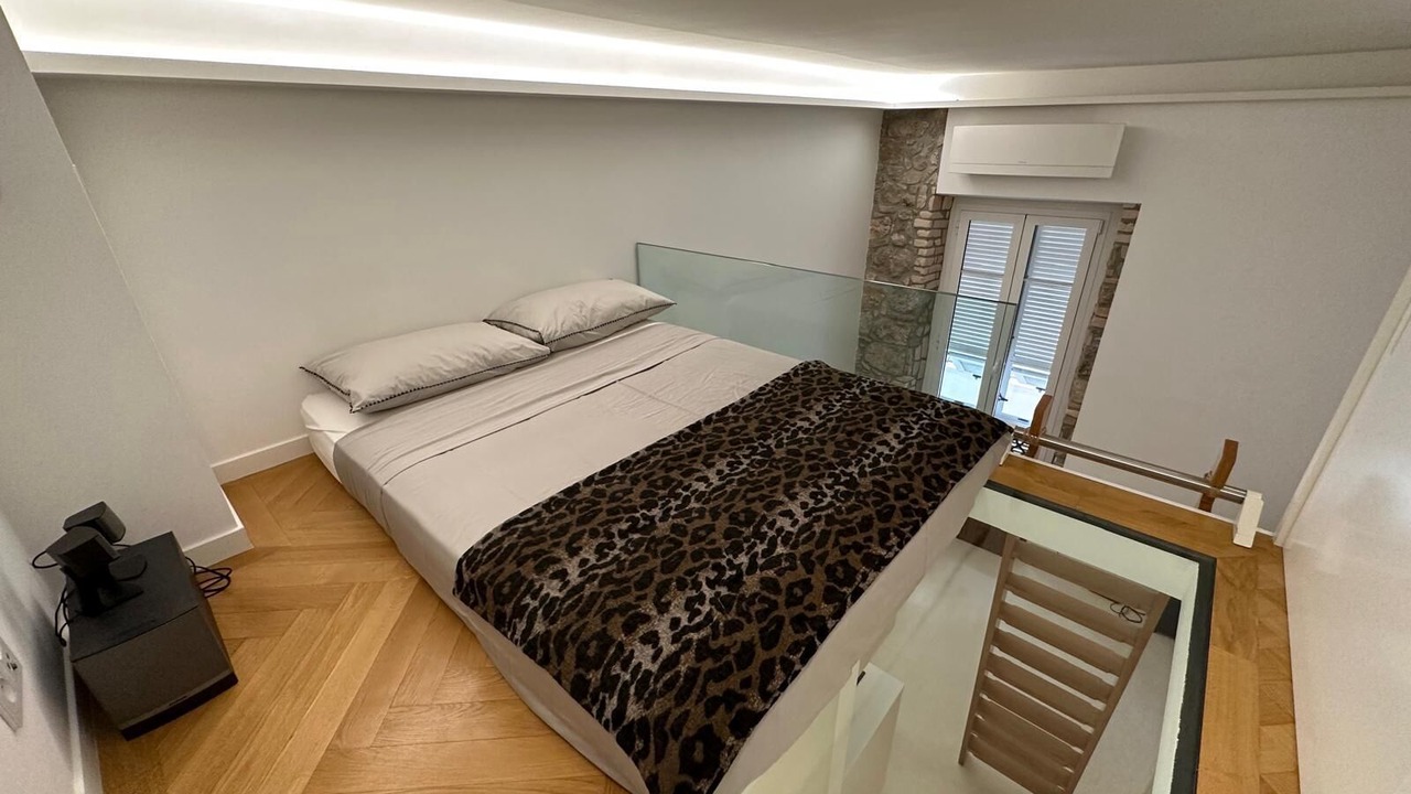 Photo of Bedroom in La Condamine