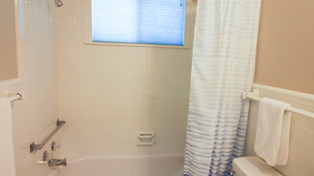 Photo of Bathroom in Hattiesburg