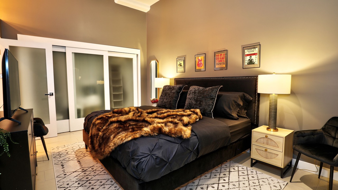 Photo of Bedroom in Historic Core