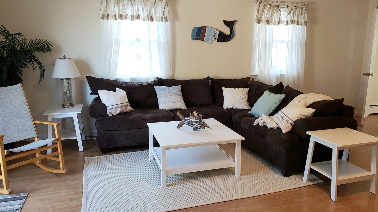 Photo of Livingroom in Village Green