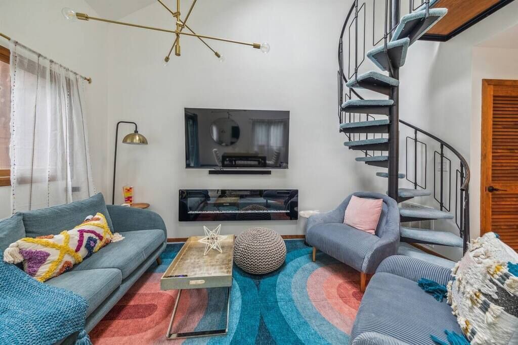 Photo of Livingroom in Vernon