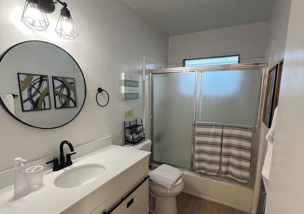 Photo of Bathroom in Beverly Grove