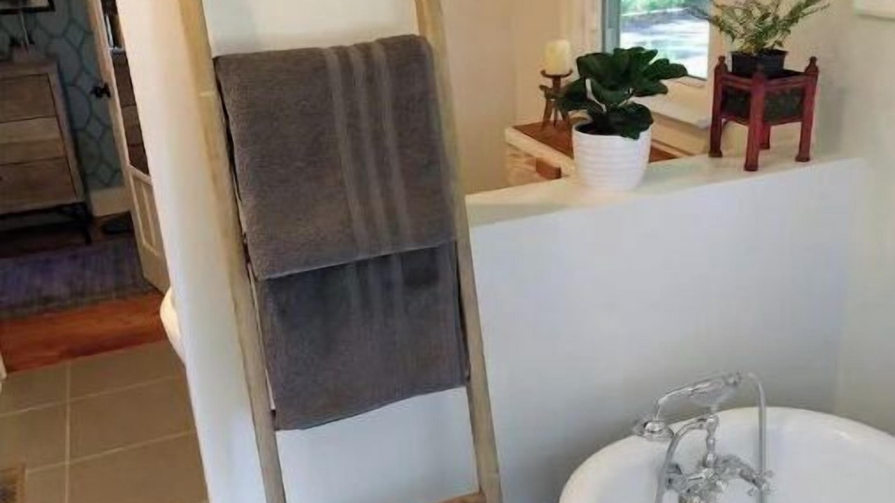 Photo of Bathroom in Laurel