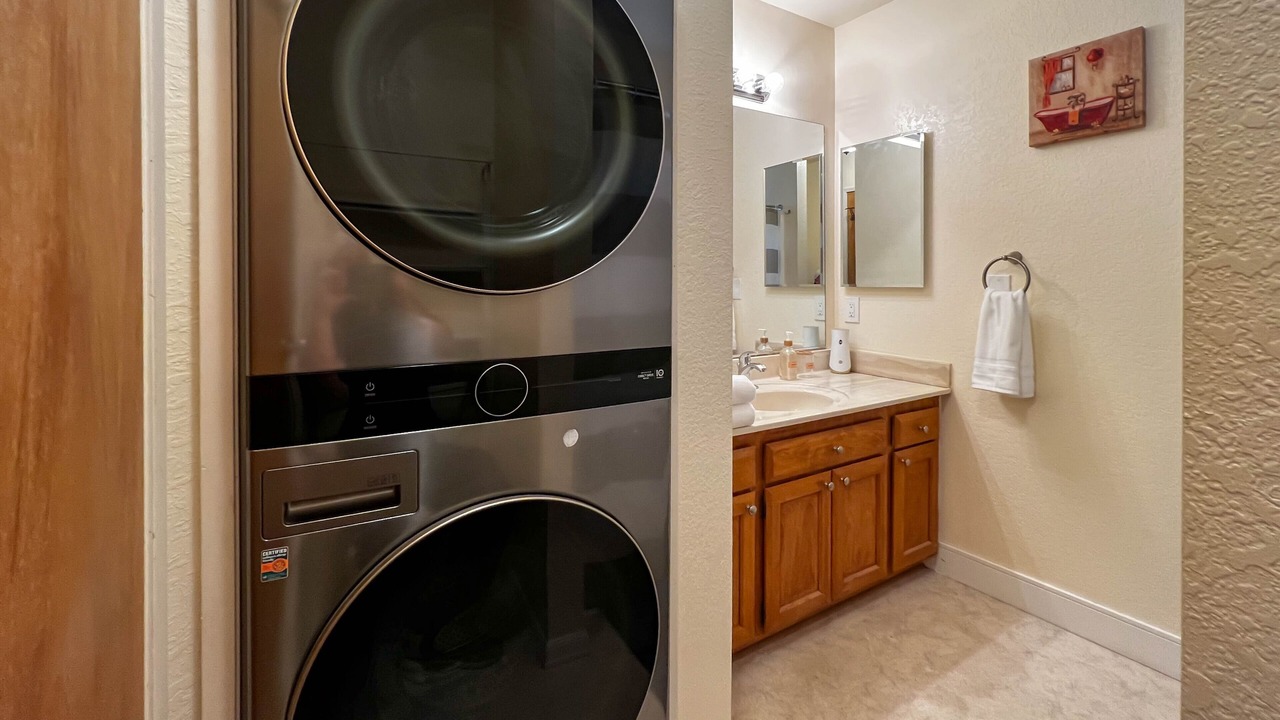 Photo of Bathroom in Pine Mountain Club