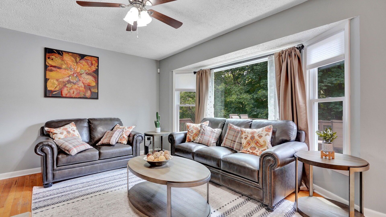 Photo of Livingroom in Town of Owasco
