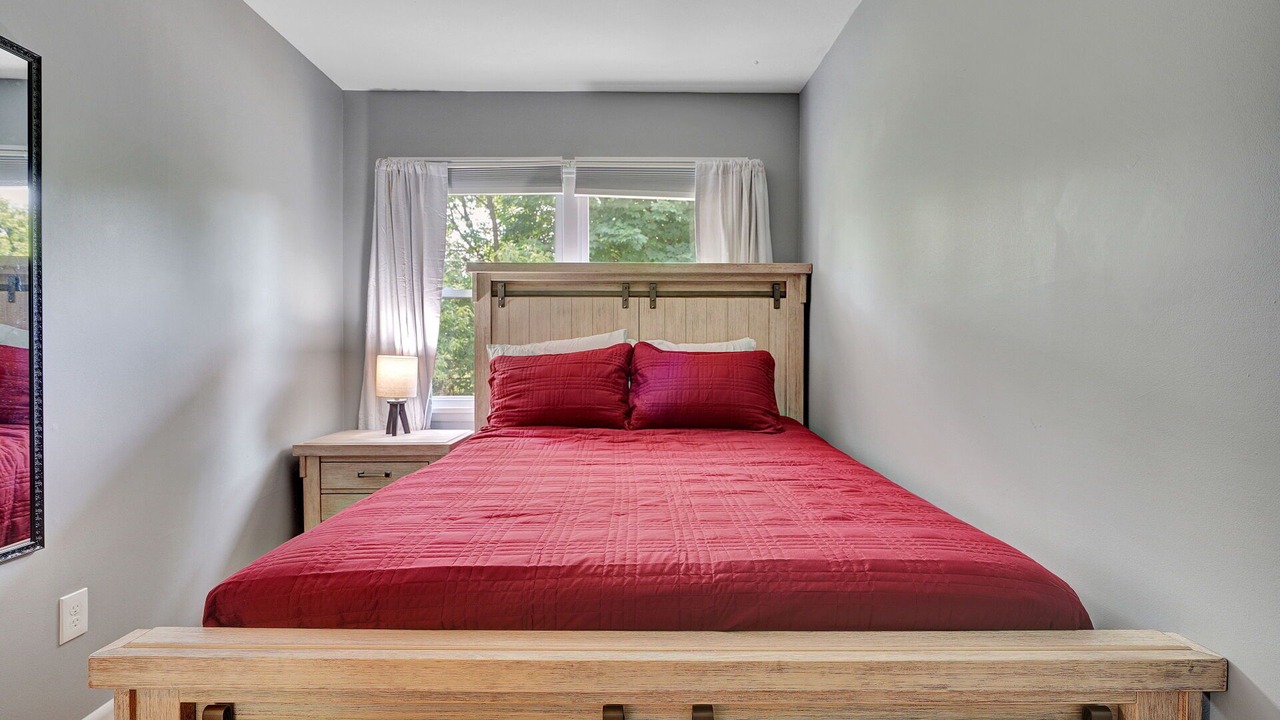 Photo of Bedroom in Town of Owasco