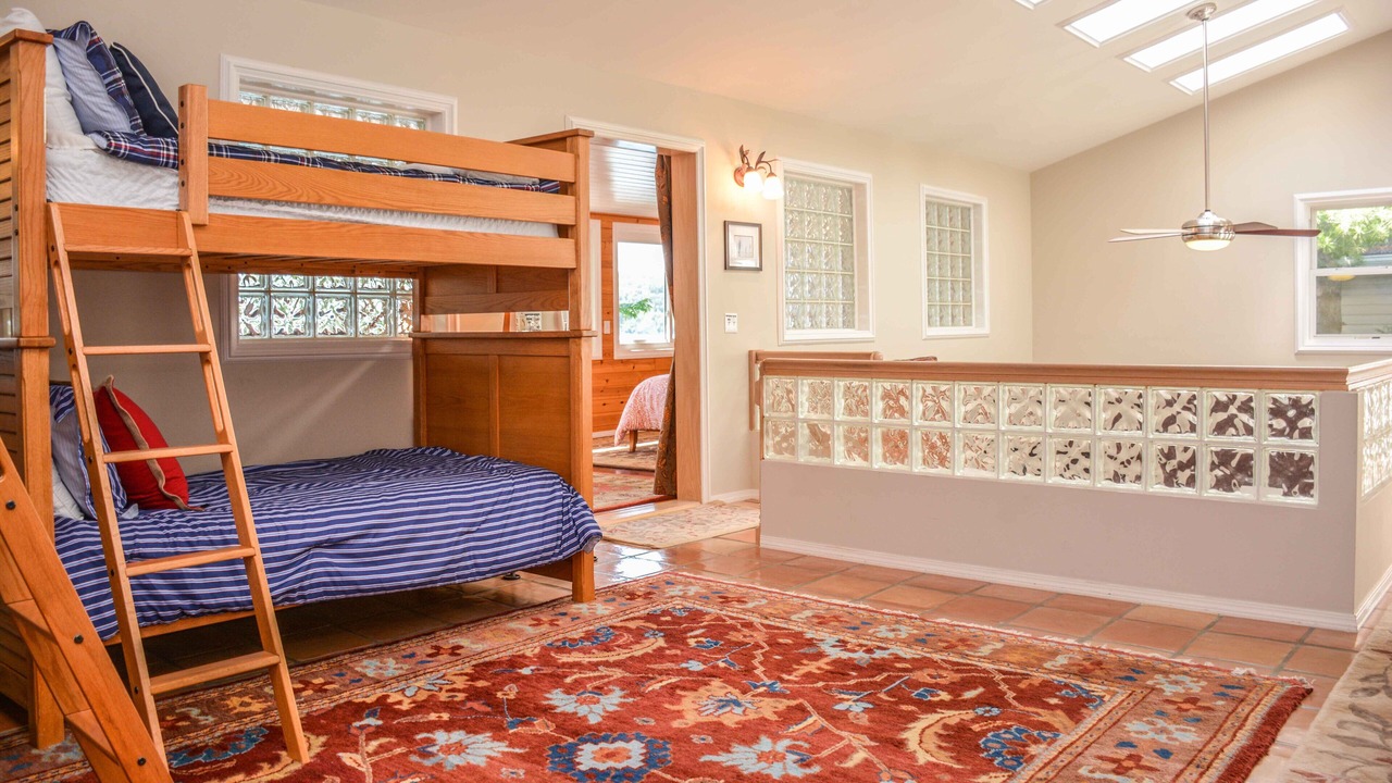 Photo of Bedroom in Hammondsport