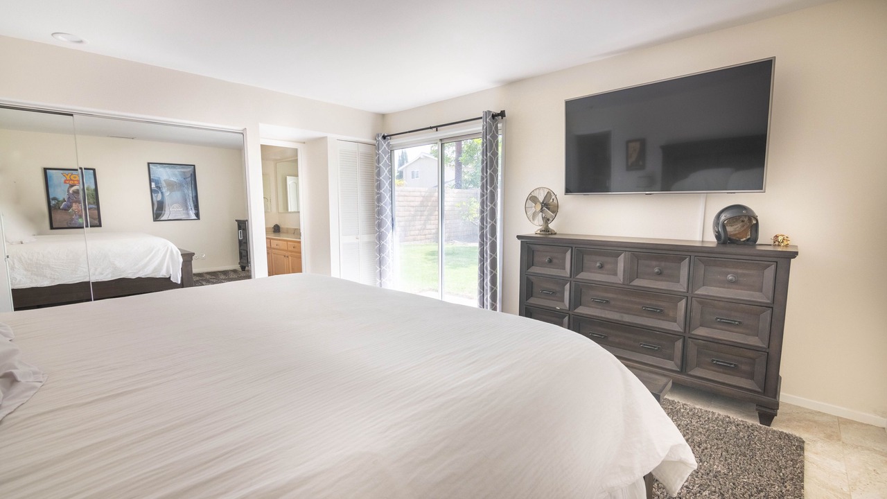 Photo of Bedroom in Orange