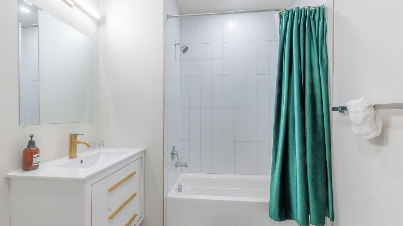 Photo of Bathroom in Orange