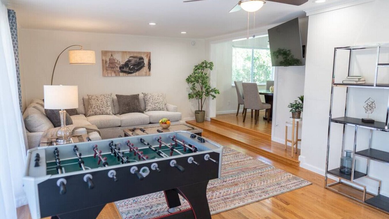 Photo of Bedroom in Northwest Anaheim