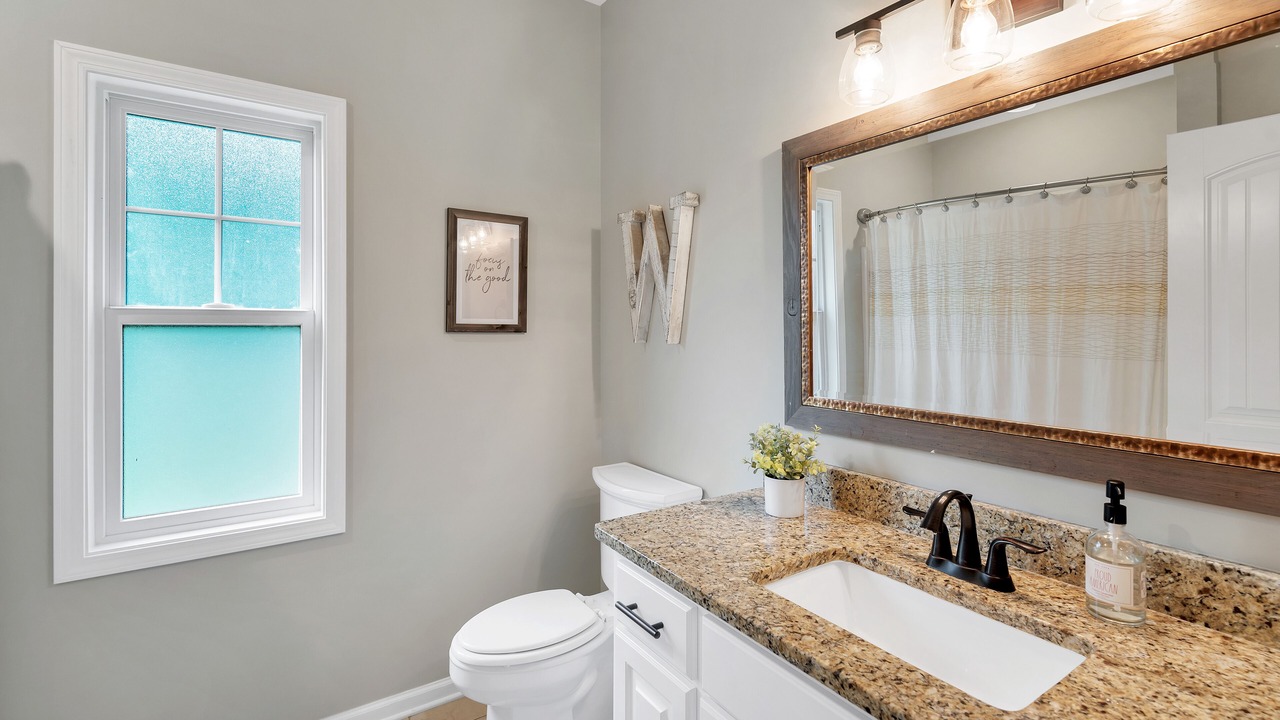 Photo of Bathroom in Tuscaloosa