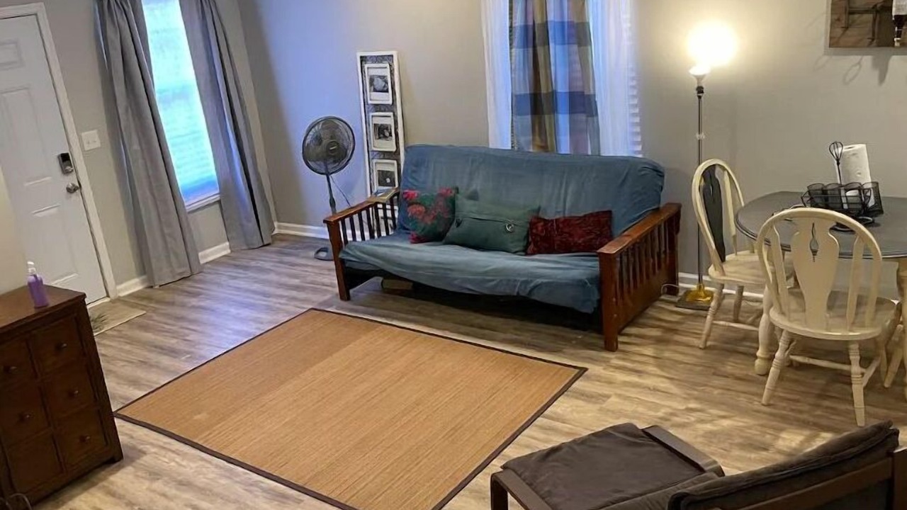 Photo of Livingroom in Toddville Road