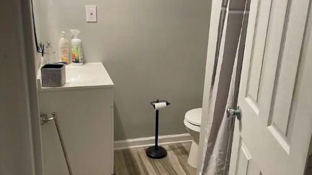 Photo of Bathroom in Toddville Road