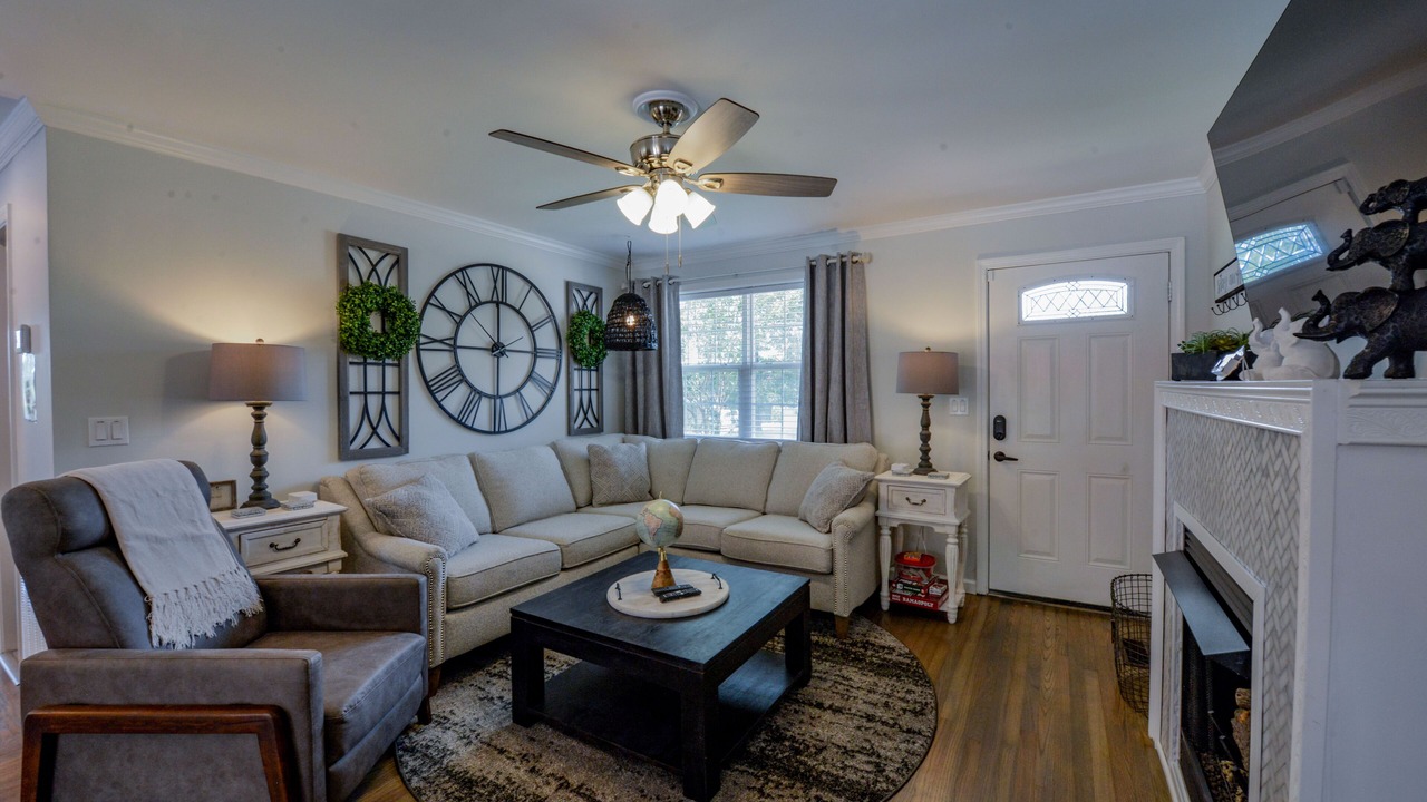 Photo of Livingroom in Tuscaloosa