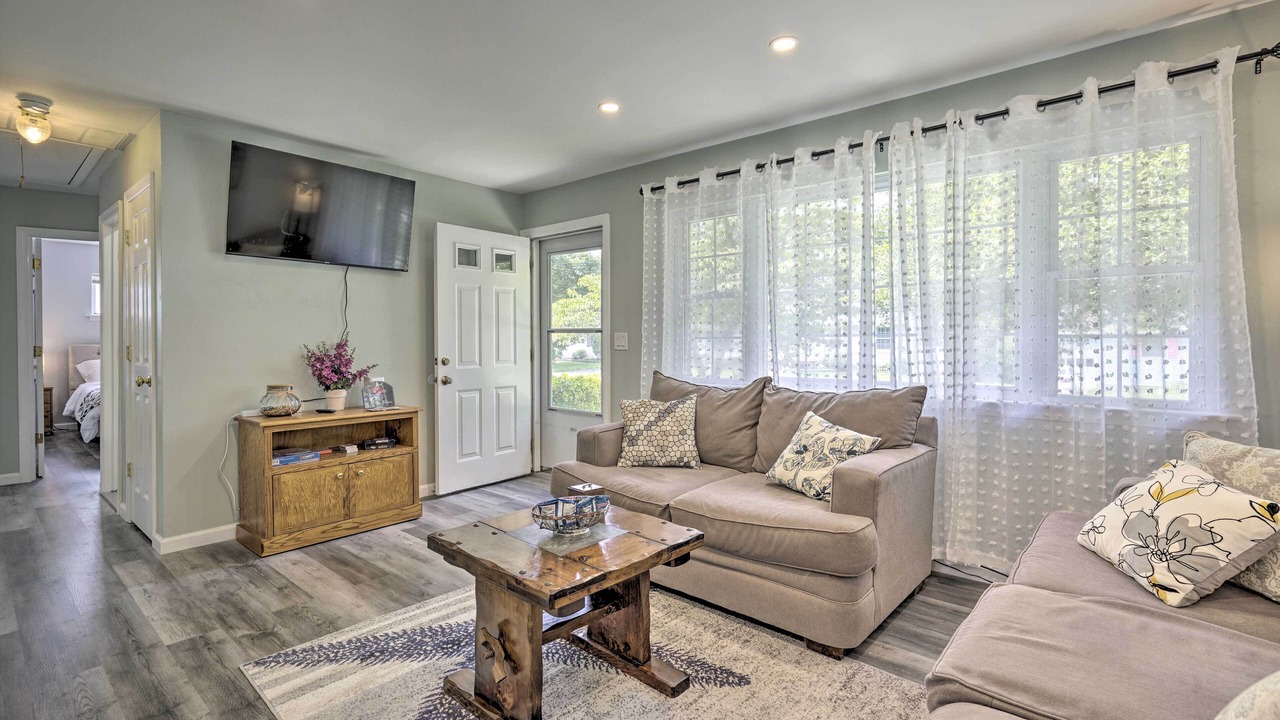 Photo of Bedroom in Bayville