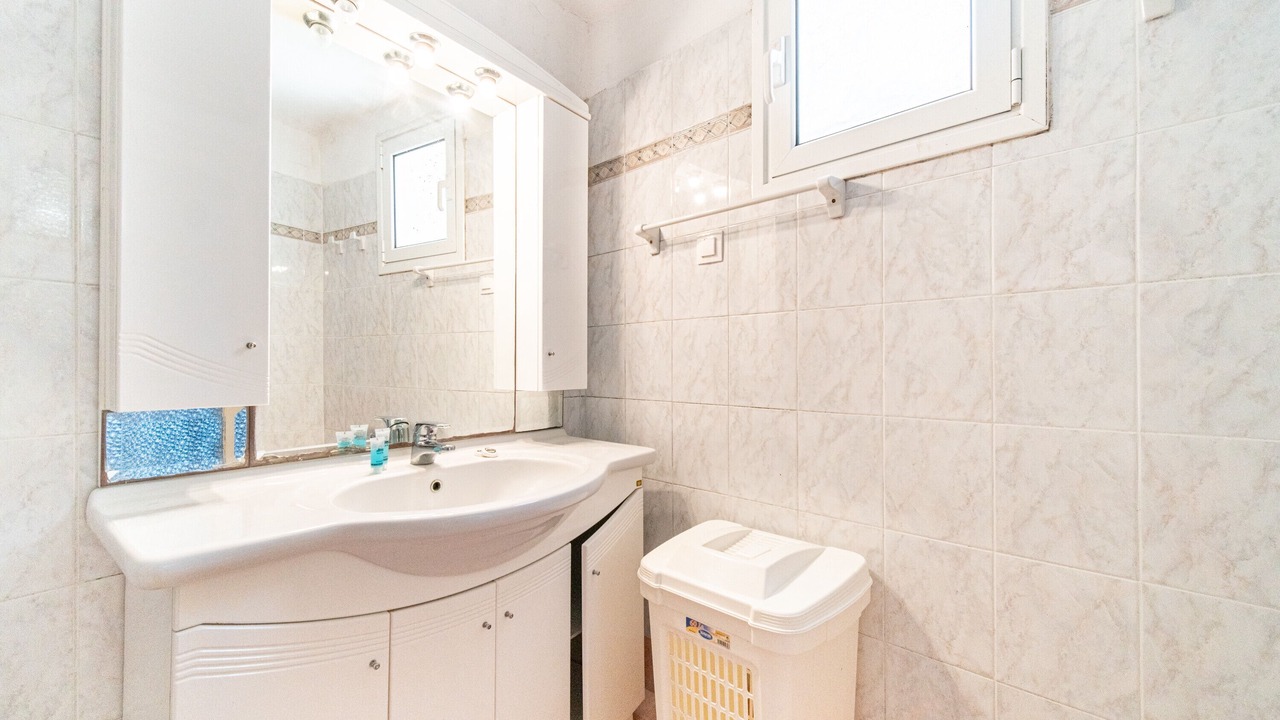 Photo of Bathroom in Lakones