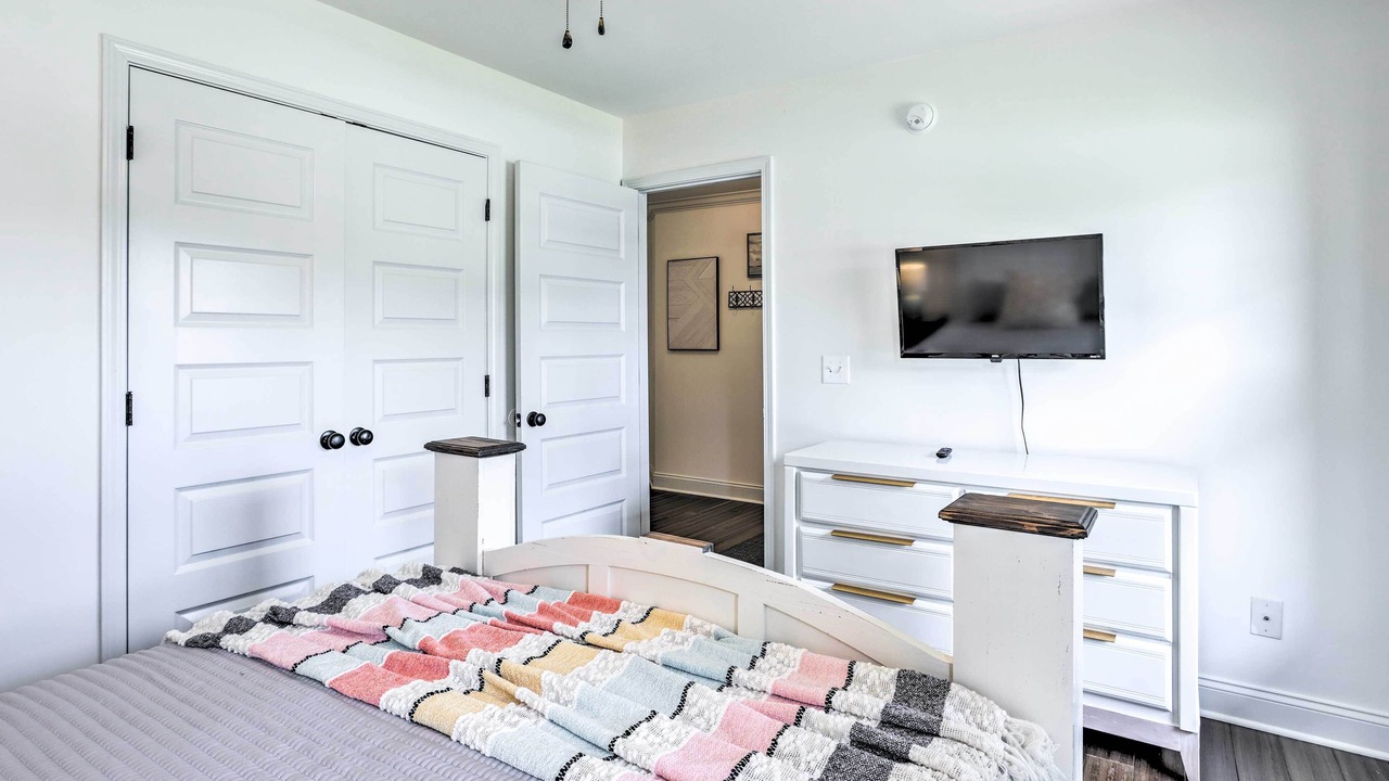 Photo of Bedroom in Calera