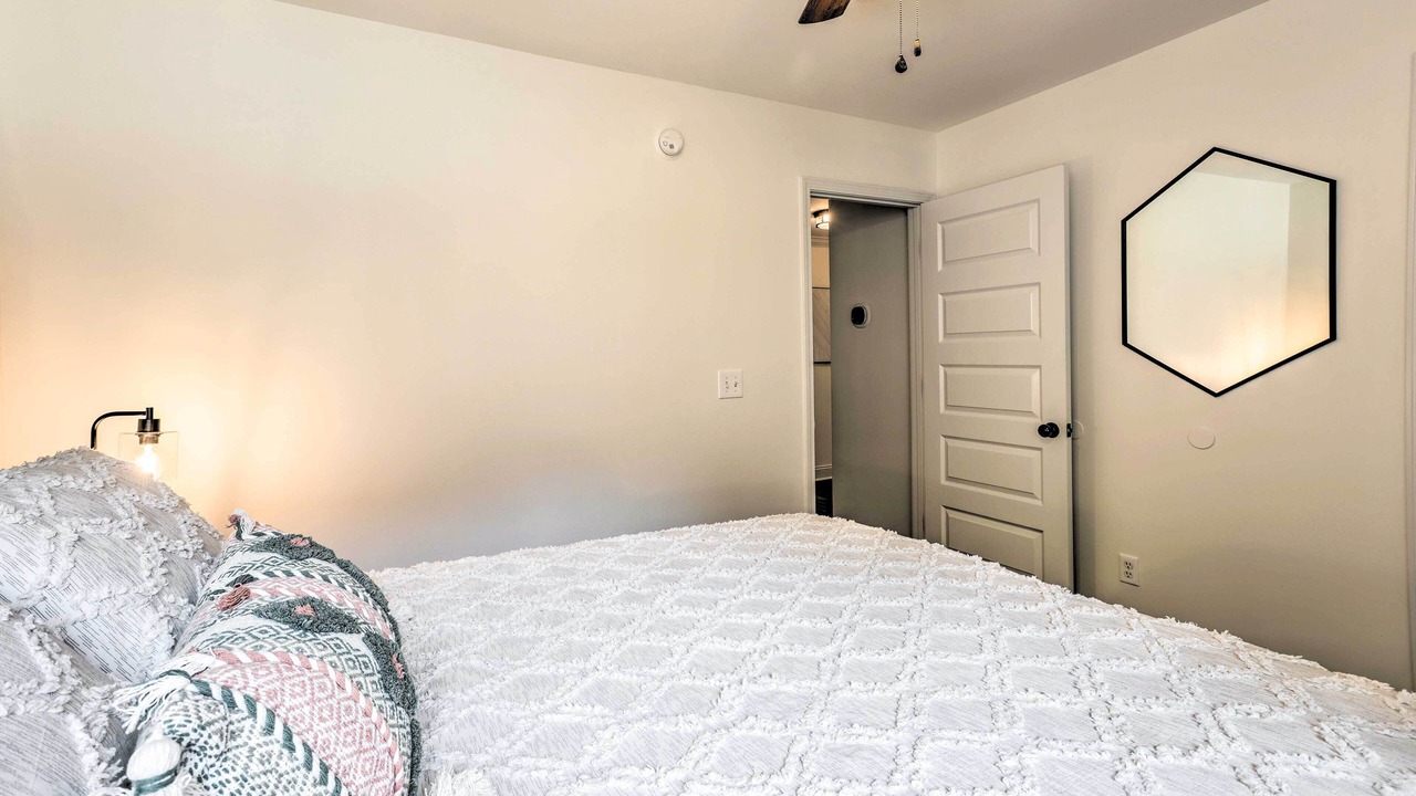 Photo of Bedroom in Calera