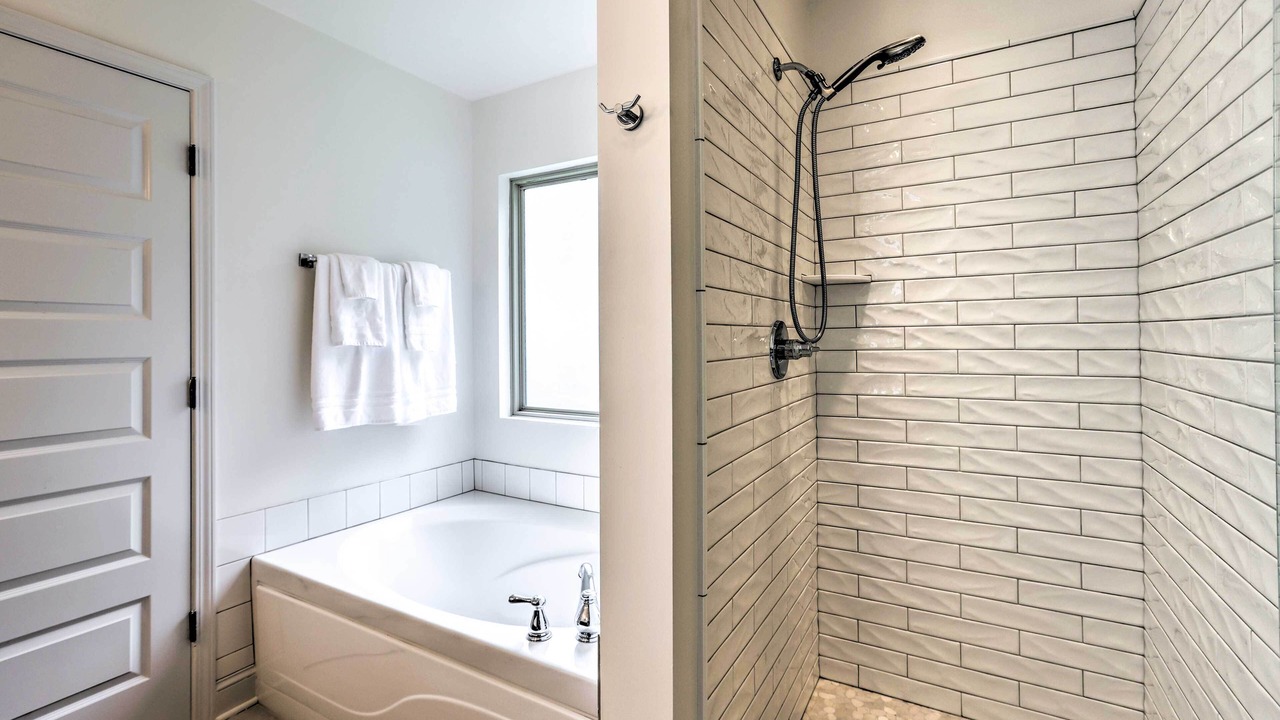 Photo of Bathroom in Calera