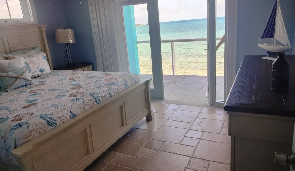 Photo of Bedroom in Lubbers Quarters Cay