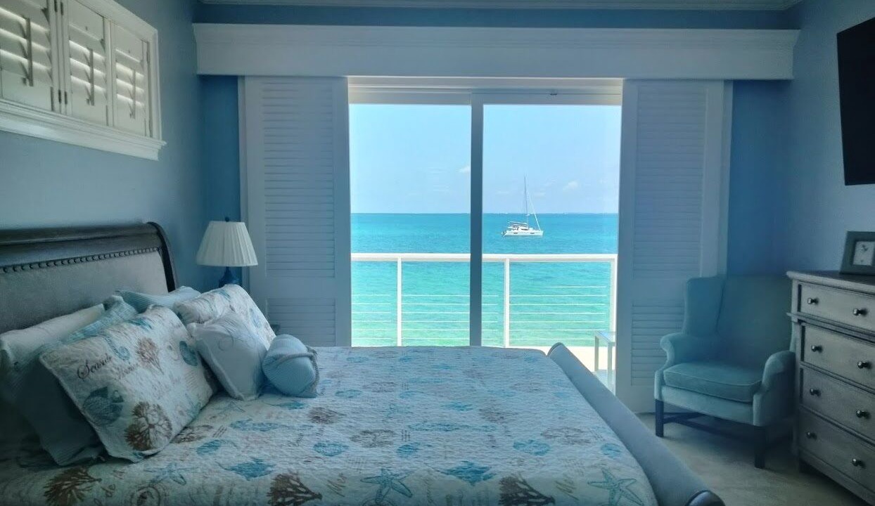 Photo of Bedroom in Lubbers Quarters Cay
