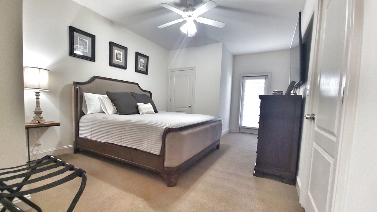 Photo of Bedroom in Tuscaloosa