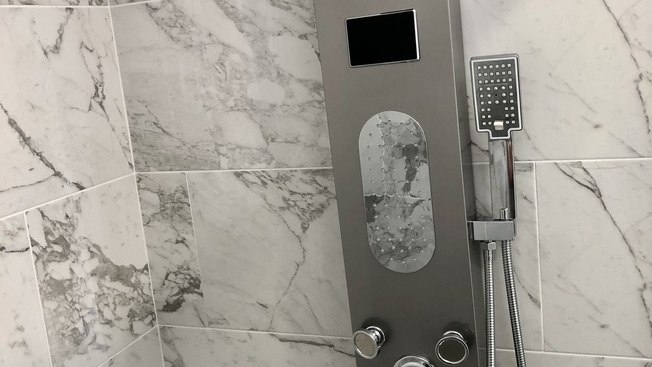 Photo of Bathroom in Harbor Beach