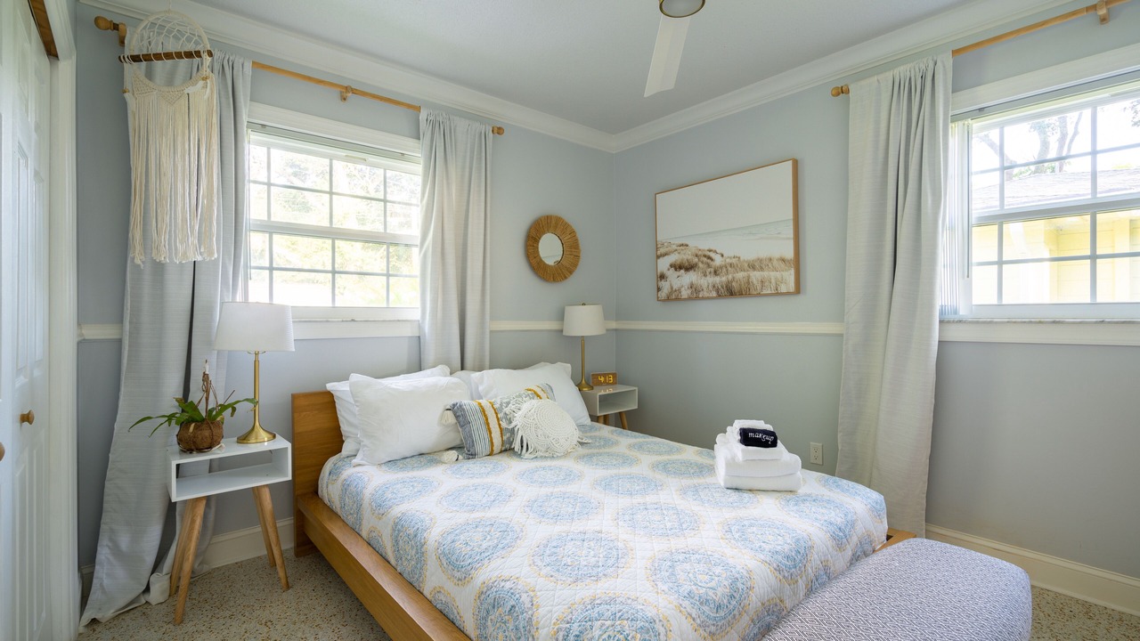 Photo of Bedroom in South Pinellas Community Council