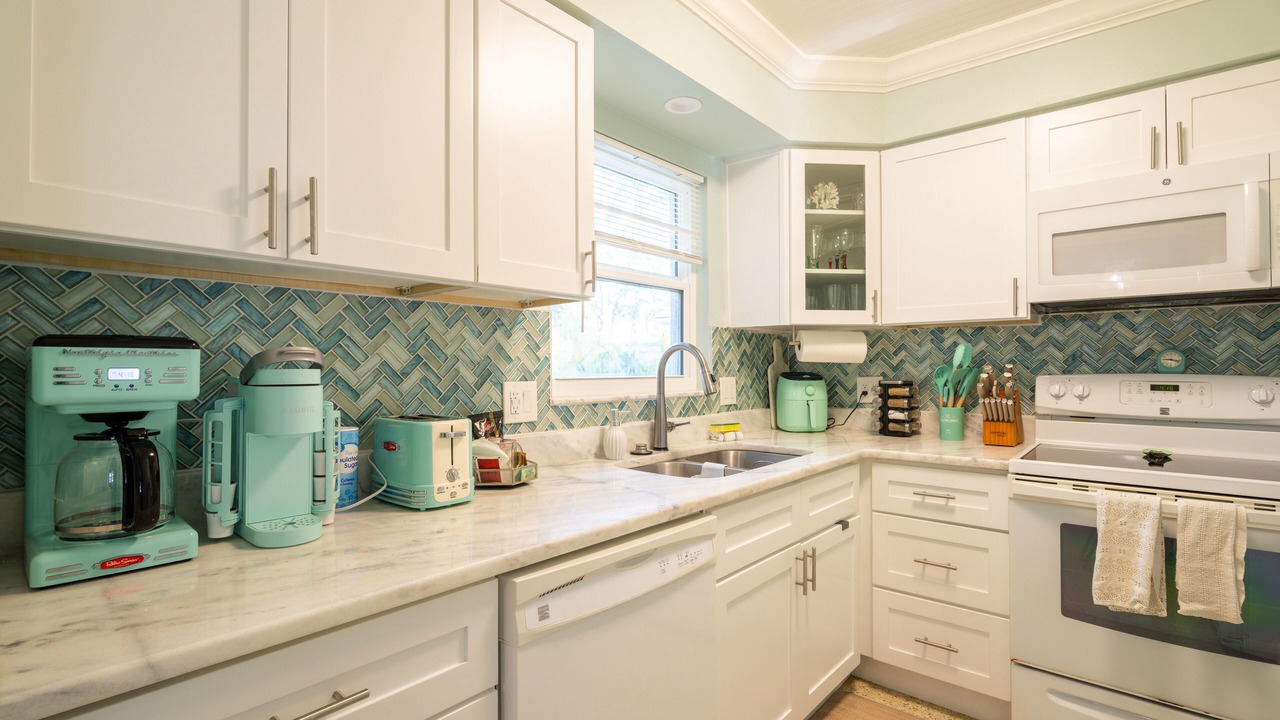 Photo of Kitchen in South Pinellas Community Council