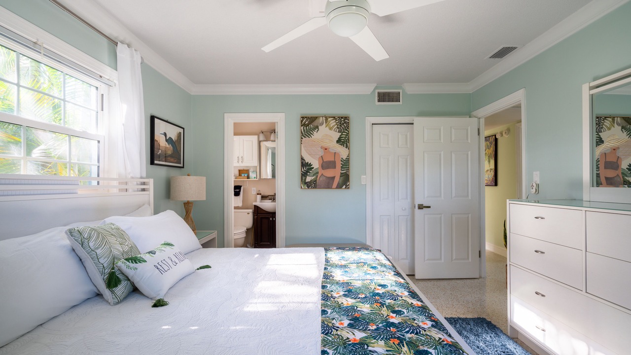 Photo of Bedroom in South Pinellas Community Council