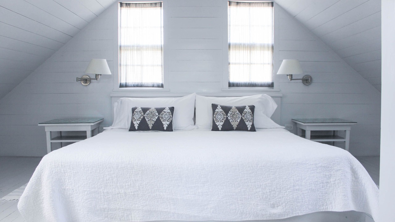 Photo of Bedroom in Dunmore Town