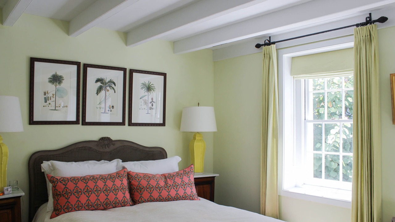 Photo of Bedroom in Dunmore Town