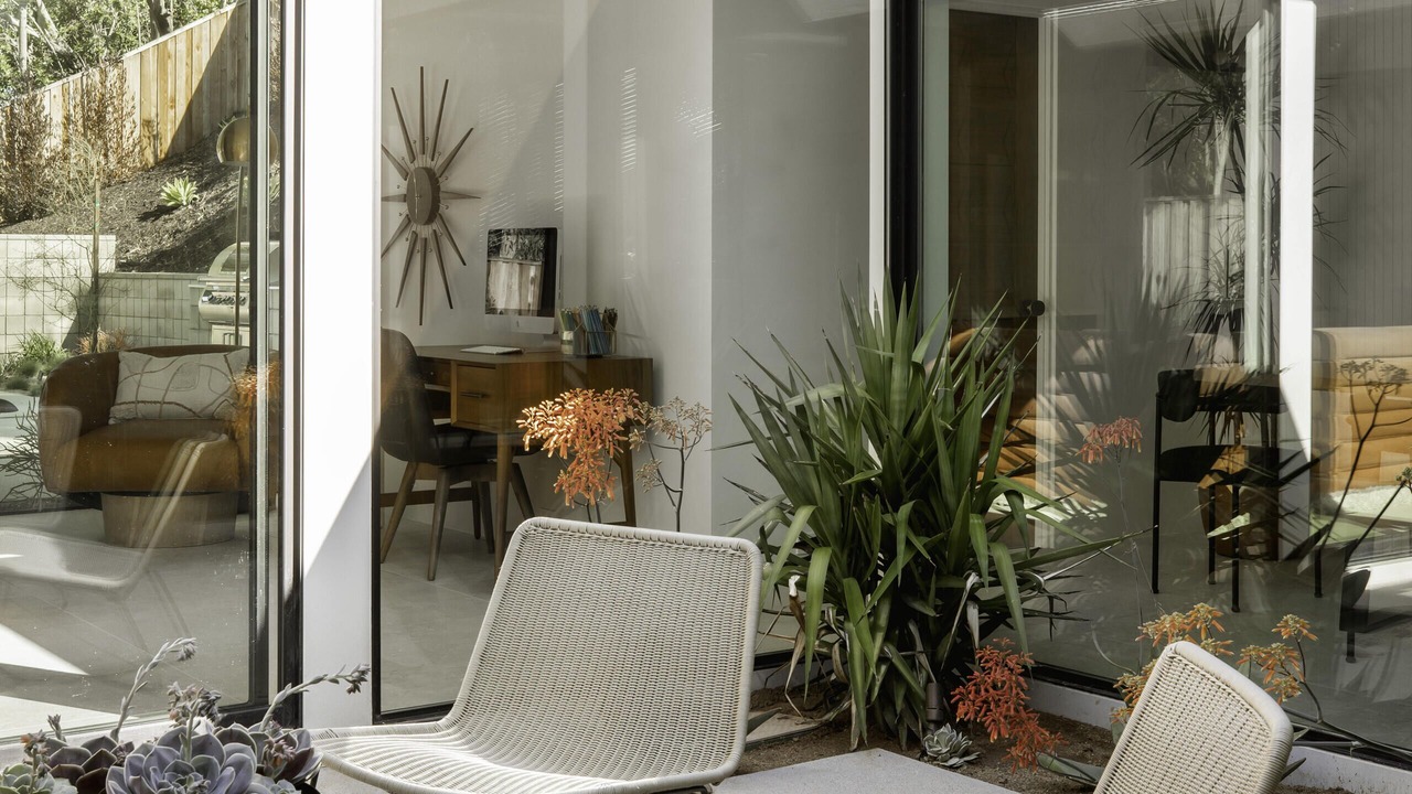 Photo of Patio Balcony in Thousand Oaks