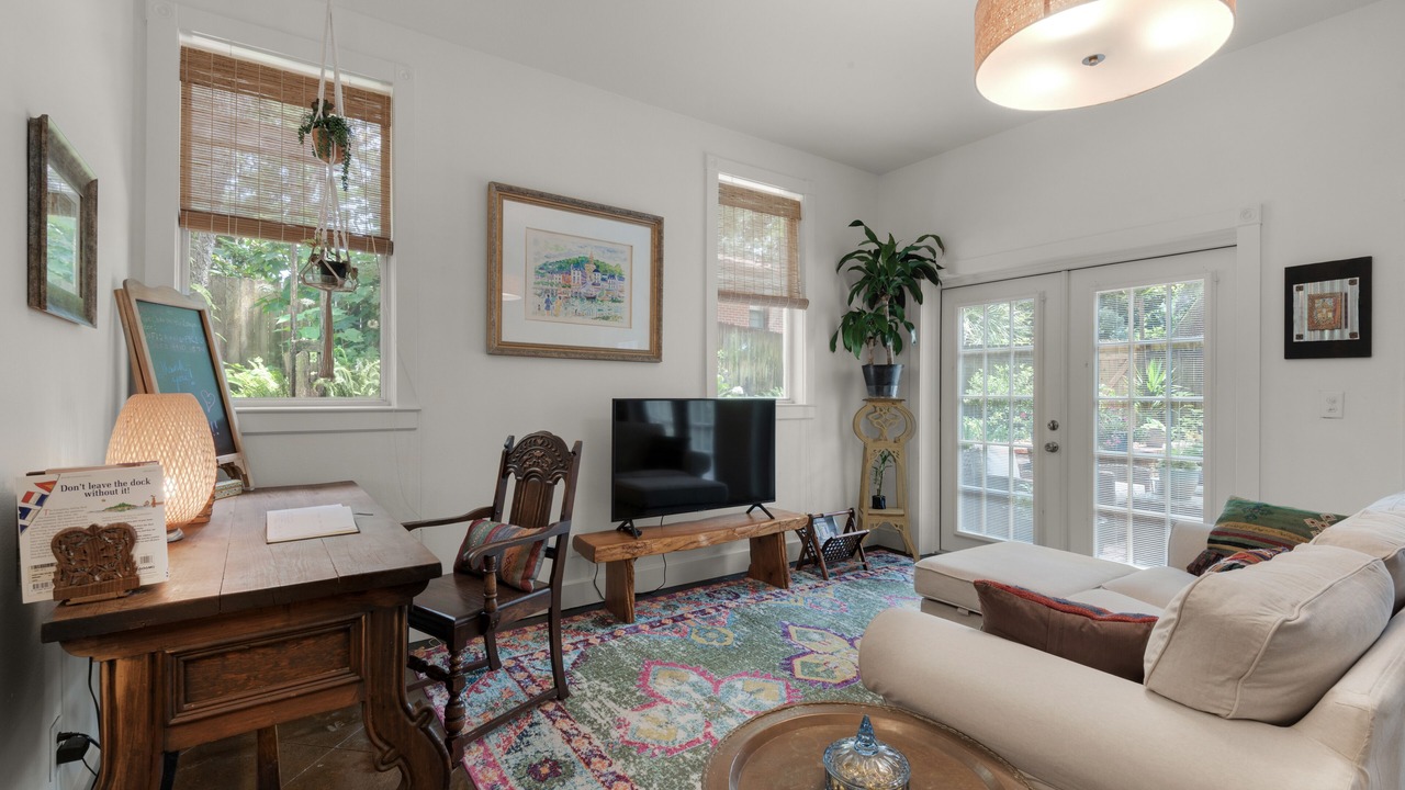 Photo of Livingroom in East Pensacola Heights