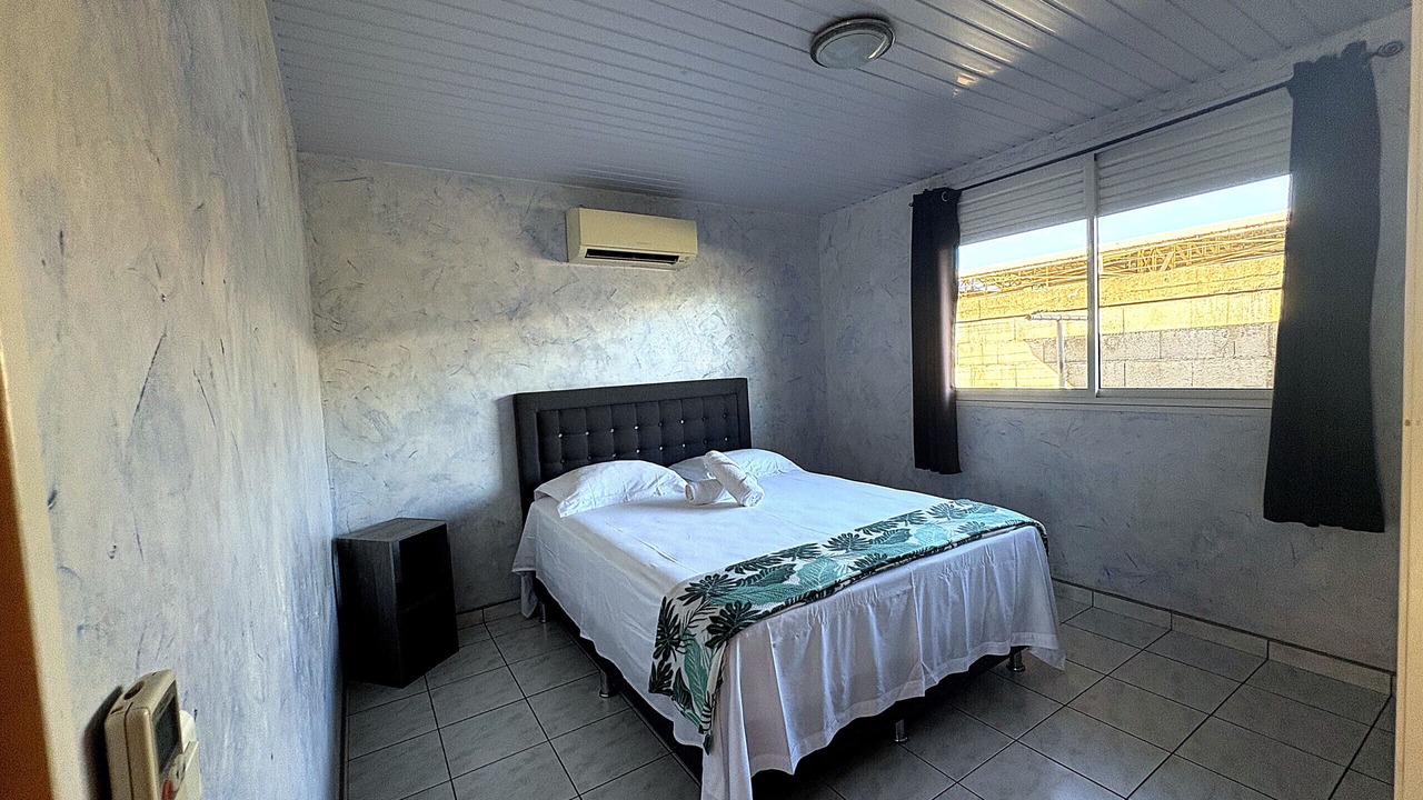Photo of Bedroom in Faaa