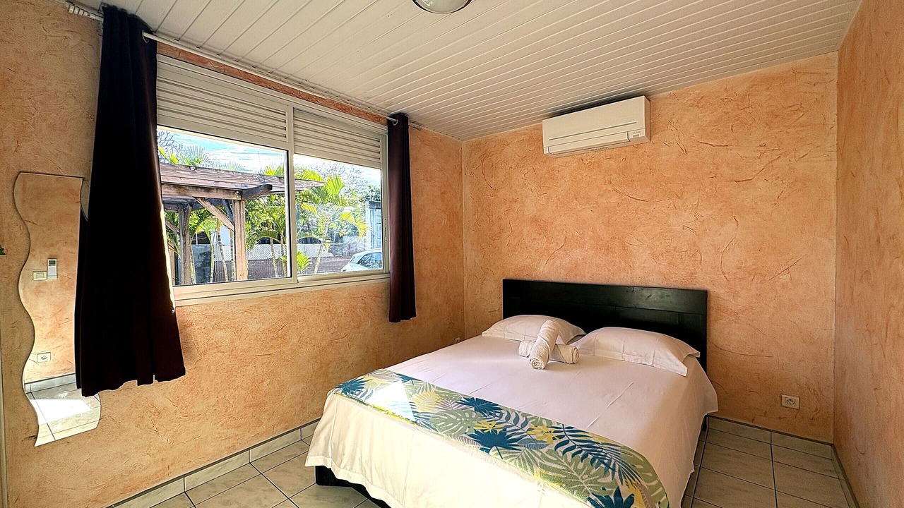 Photo of Bedroom in Faaa