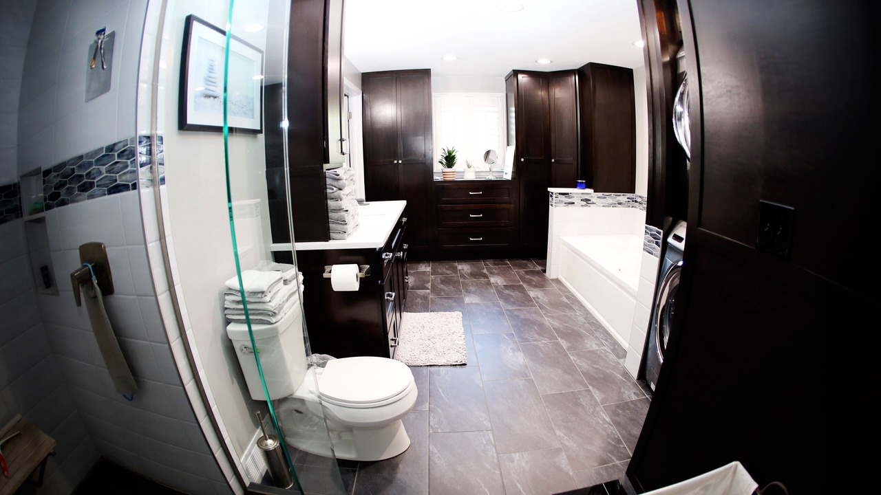 Photo of Bathroom in Lakewood