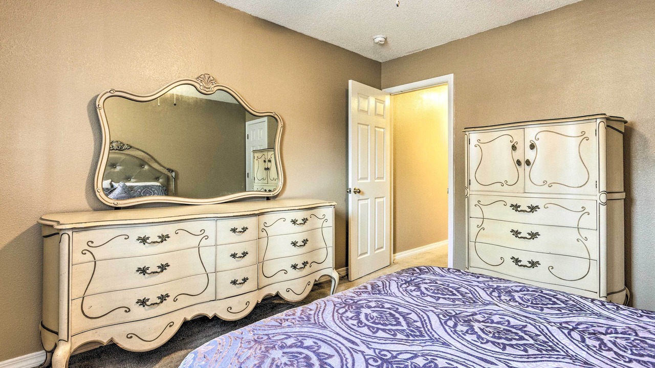 Photo of Bedroom in Northwest Pensacola