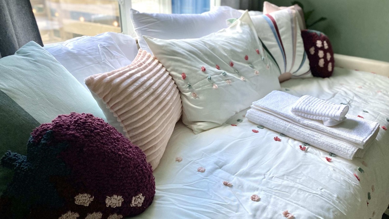 Photo of Bedroom in Forest Park