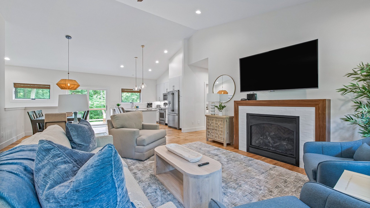Photo of Livingroom in Asheville