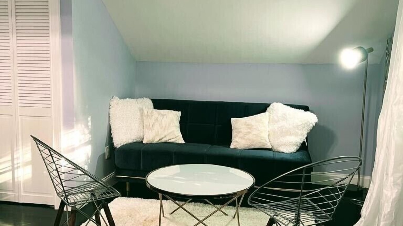Photo of Livingroom in Mahwah