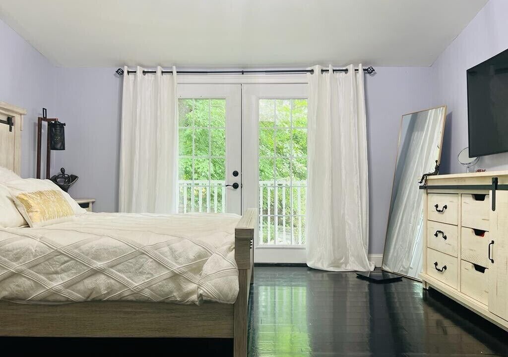 Photo of Bedroom in Mahwah