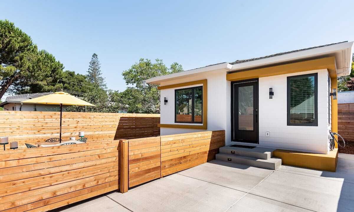 Photo of Patio Balcony in West Atherton