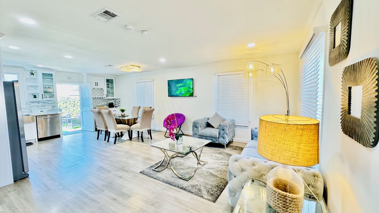 Photo of Livingroom in Monrovia
