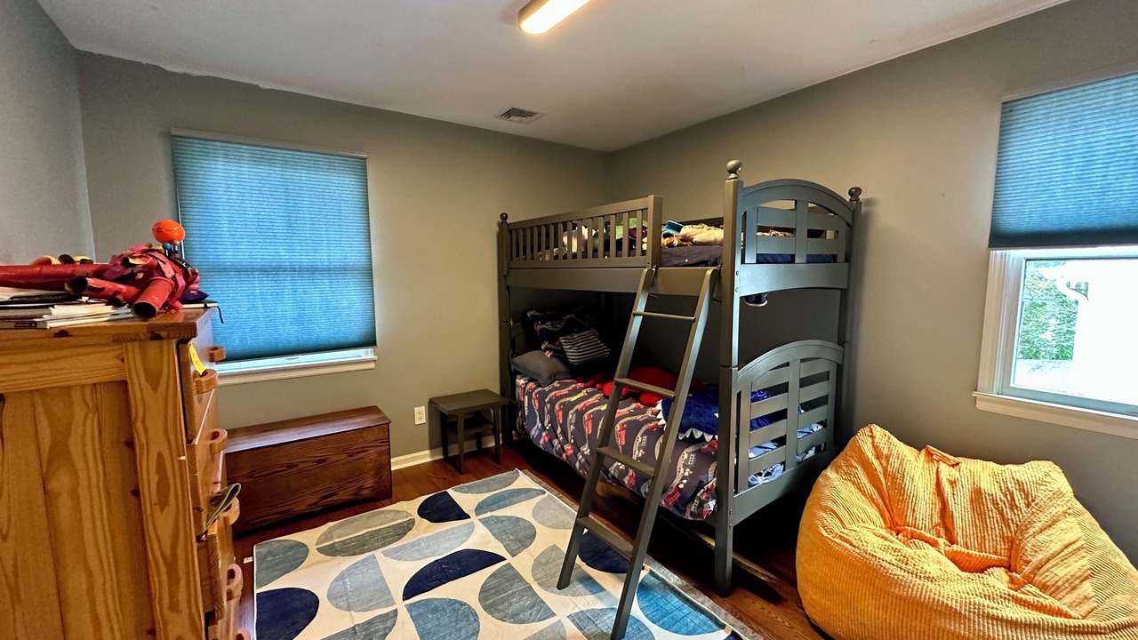 Photo of Bedroom in Larchmont