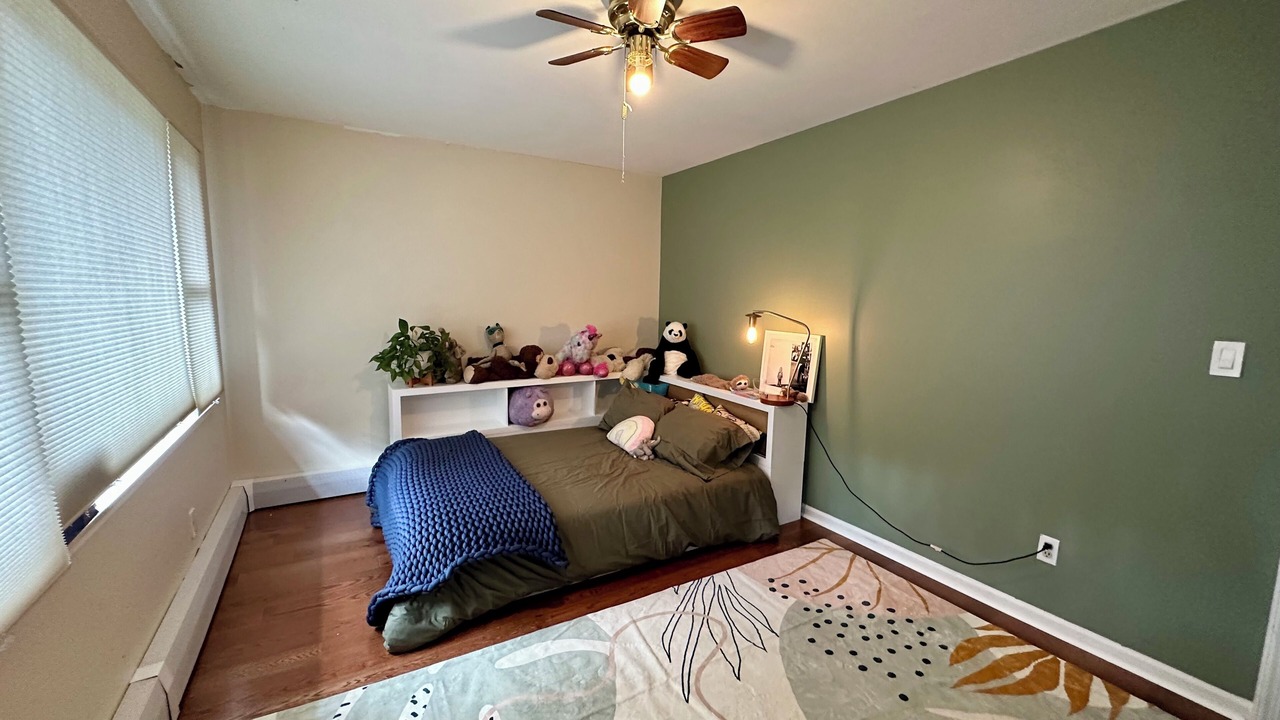 Photo of Bedroom in Larchmont