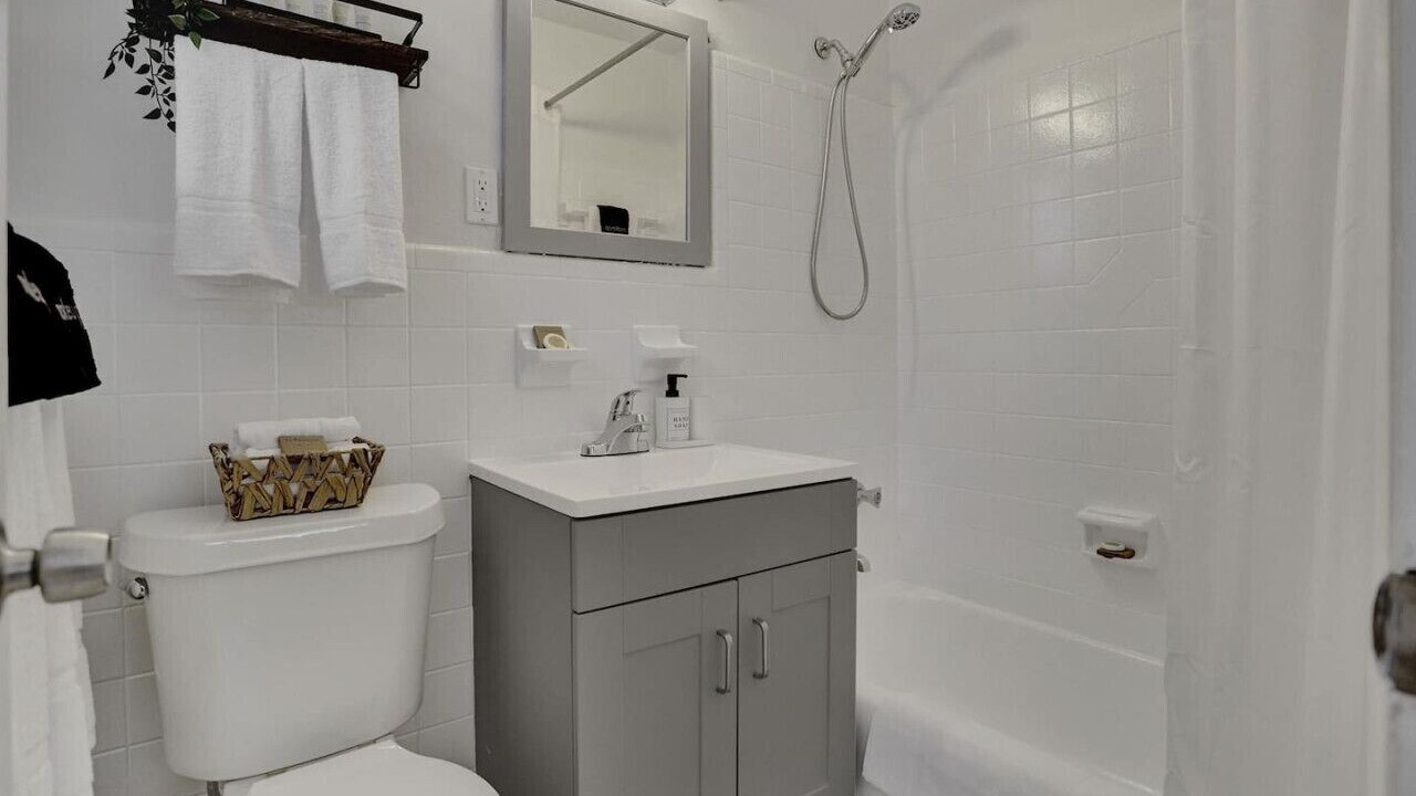 Photo of Bathroom in Victoria Park